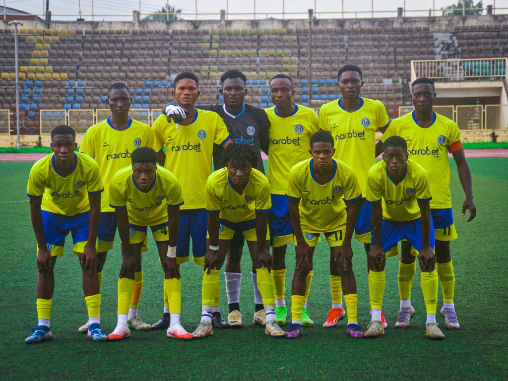 Lekki United players line up in formation before kickoff at Ijebu-Ode during the NLO playoff match against Franceex United