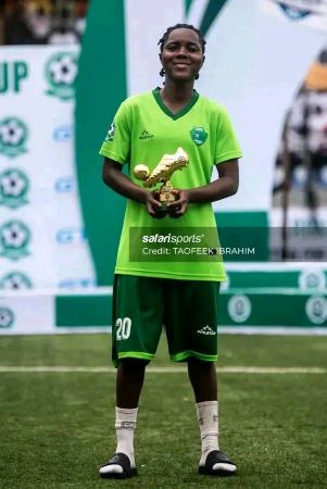 Federation Cup Stars: Shola Shobowale, Victor Okoye, and Others Shine as Best Performers of 2025 Tournament Shola Shobowale of Nasarawa Amazons holding her MVP award at the 2025 President Federation Cup final