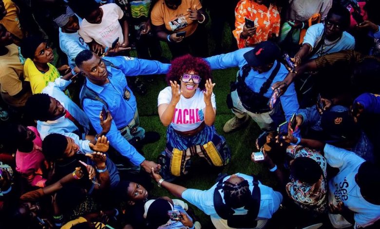 Tacha as Guinness World Record Holder